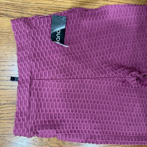 High waist textured TikTok leggings with zipper - Picture 4 of 4